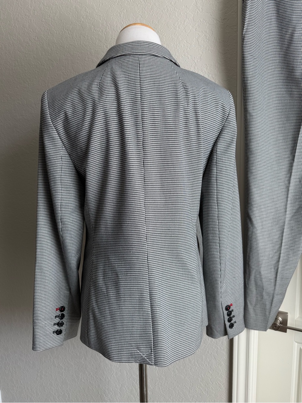 Talbots Square Houndstooth Blazer - Picture 3 of 11